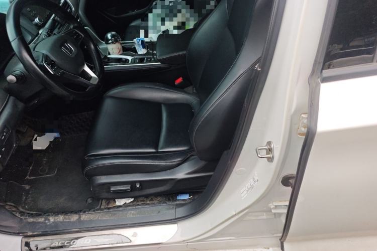 Used Honda Accord 2018 260TURBO Elite Edition China VI Left Front Seat