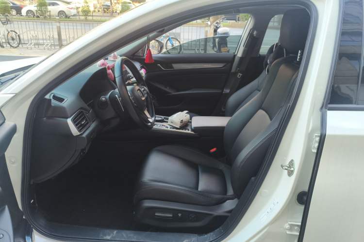 Used Honda Accord 2018 Rui·Hybrid 2.0L Rui Zhi Edition China VI Left Front Seat