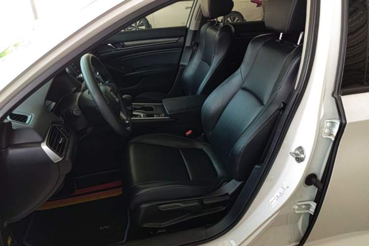 Used Honda Accord 2018 230TURBO Comfort Version National V Left Front Seat