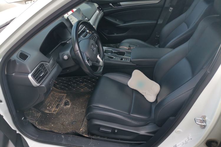Used Honda Accord 2018 260TURBO Elite Edition China VI Left Front Seat