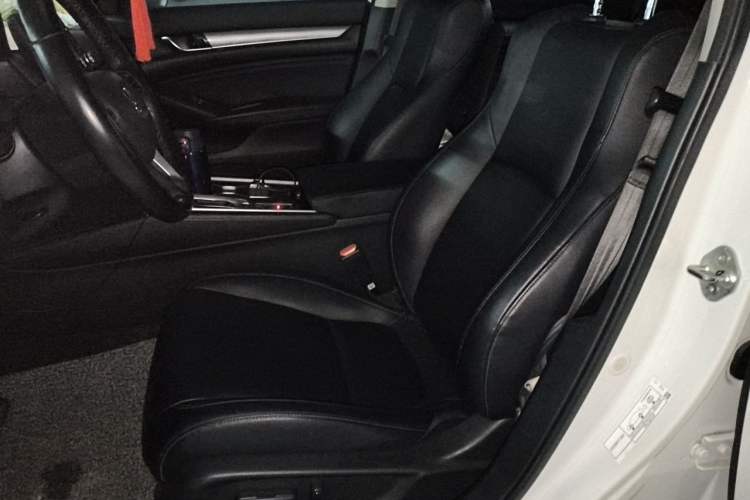 Used Honda Accord 2018 260TURBO Elite Edition China V Left Front Seat