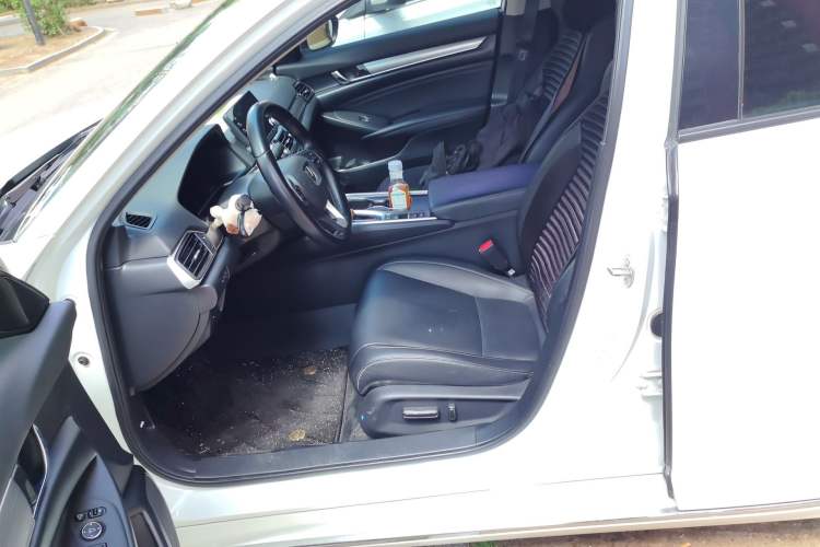 Used Honda Accord 2018 260TURBO Elite Edition China VI Left Front Seat