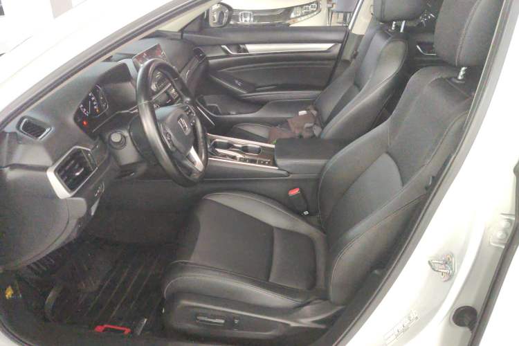Used Honda Accord 2018 260TURBO Elite Edition China VI Left Front Seat