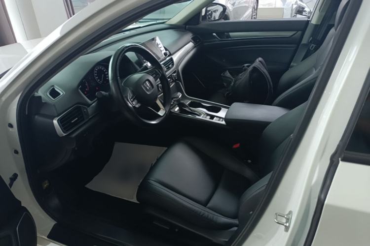 Used Honda Accord 2018 260TURBO Elite Edition China VI Left Front Seat