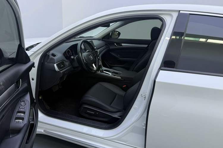 Used Honda Accord 2018 260TURBO Elite Edition China VI Left Front Seat