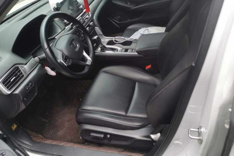 Used Honda Accord 2018 260TURBO Elite Edition China VI Left Front Seat
