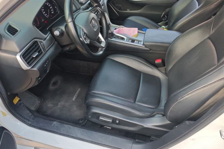 Used Honda Accord 2018 260TURBO Luxury Edition China V Emission Standard Left Front Seat