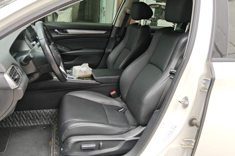 Used Honda Accord 2018 260TURBO Elite Edition China VI Left Front Seat