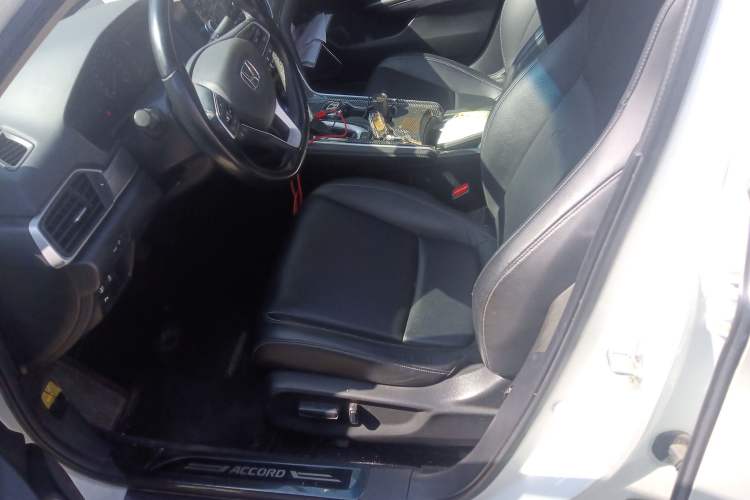 Used Honda Accord 2018 260TURBO Luxury Edition China VI Left Front Seat