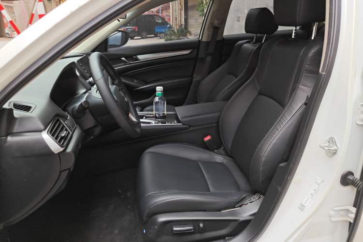 Used Honda Accord 2018 260TURBO Elite Edition China V Left Front Seat