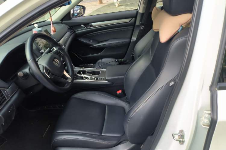 Used Honda Accord 2018 260TURBO Elite Edition China V Left Front Seat