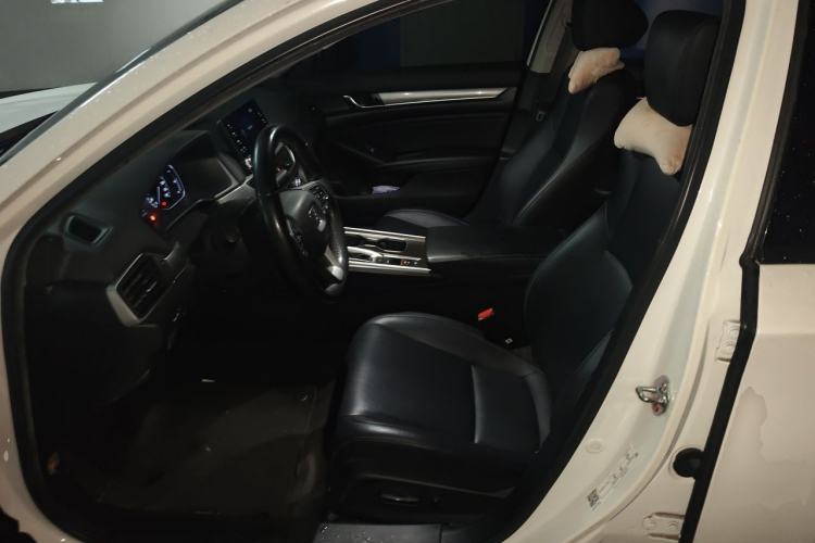 Used Honda Accord 2018 260TURBO Luxury Edition China VI Left Front Seat
