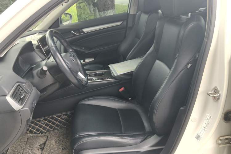 Used Honda Accord 2018 260TURBO Elite Edition China V Left Front Seat