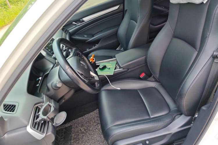 Used Honda Accord 2018 260TURBO Luxury Edition China VI Left Front Seat