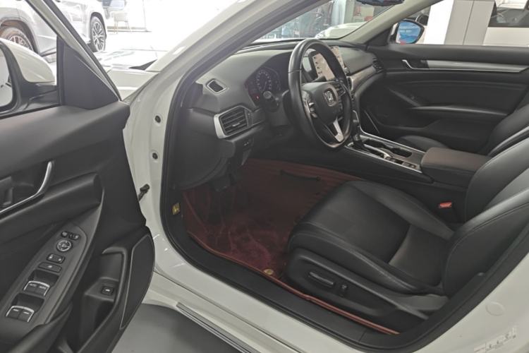 Used Honda Accord 2018 260TURBO Elite Edition China VI Left Front Seat