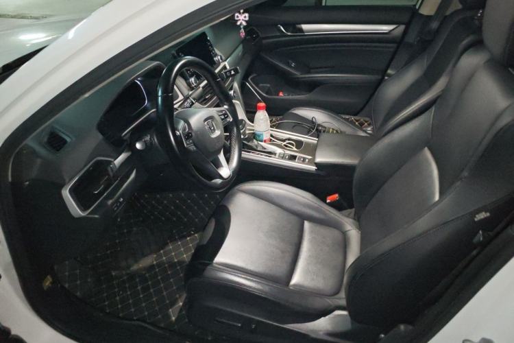 Used Honda Accord 2018 260TURBO Elite Edition China VI Left Front Seat