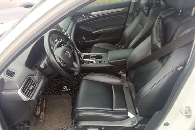 Used Honda Accord 2018 260TURBO Luxury Edition China V Emission Standard Left Front Seat