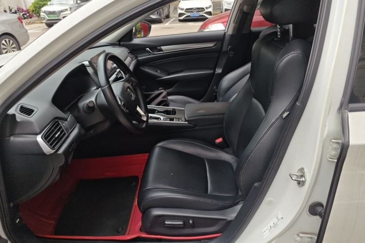 Used Honda Accord 2018 260TURBO Elite Edition China V Left Front Seat