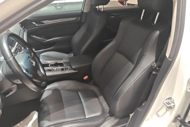 Used Honda Accord 2018 260TURBO Elite Edition China VI Left Front Seat