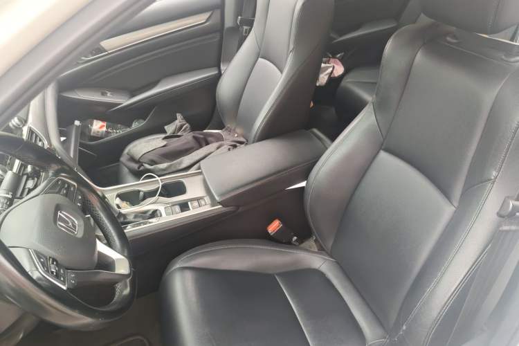 Used Honda Accord 2018 260TURBO Luxury Edition China VI Left Front Seat