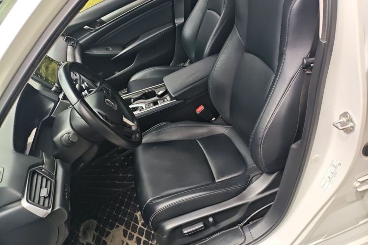 Used Honda Accord 2018 260TURBO Elite Edition China V Left Front Seat