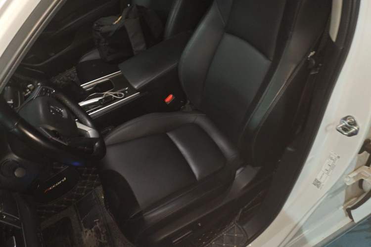 Used Honda Accord 2018 260TURBO Elite Edition China V Left Front Seat