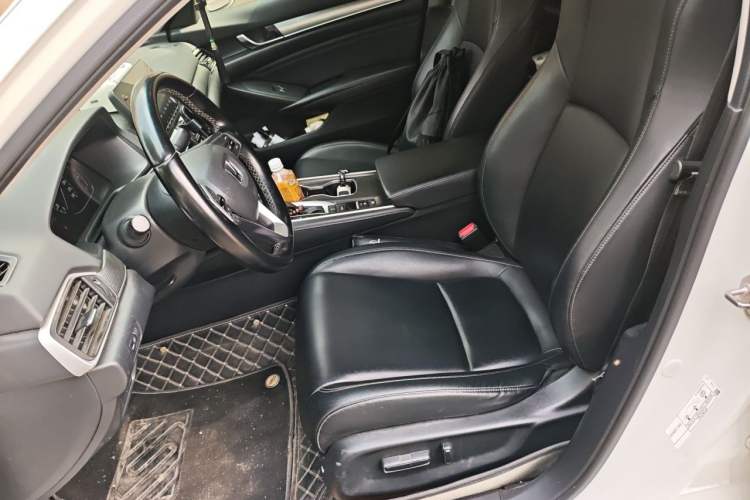 Used Honda Accord 2018 260TURBO Elite Edition China VI Left Front Seat
