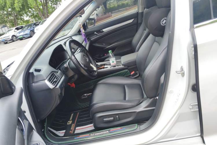 Used Honda Accord 2018 260TURBO Elite Edition China VI Left Front Seat