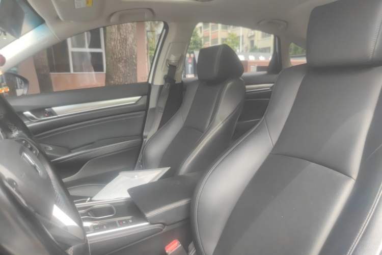 Used Honda Accord 2018 260TURBO Elite Edition China VI Left Front Seat