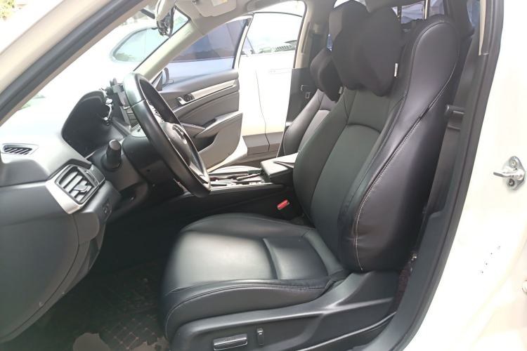 Used Honda Accord 2018 260TURBO Elite Edition China V Left Front Seat