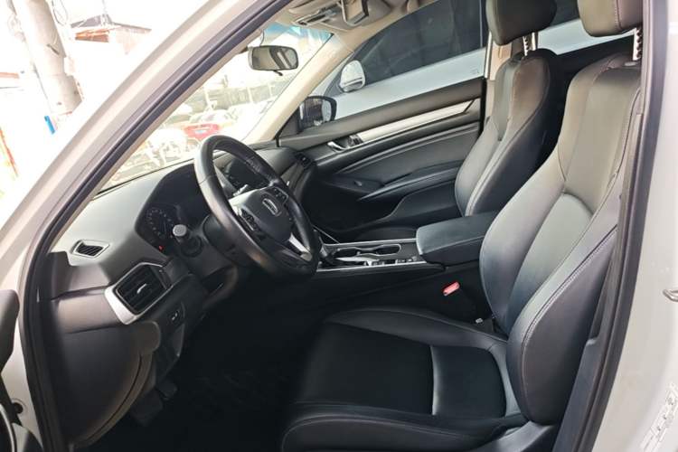 Used Honda Accord 2018 260TURBO Elite Edition China VI Left Front Seat