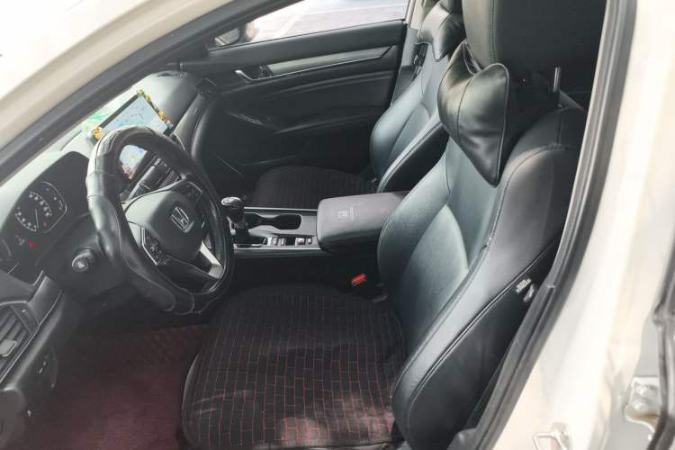 Used Honda Accord 2018 260TURBO Prestige Edition China VI Left Front Seat