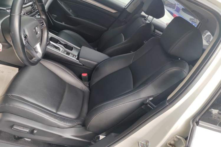 Used Honda Accord 2018 260TURBO Elite Edition China VI Left Front Seat