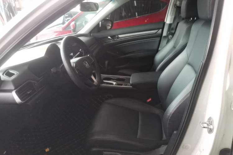 Used Honda Accord 2018 230TURBO Comfort Edition China VI Emission Standard Left Front Seat