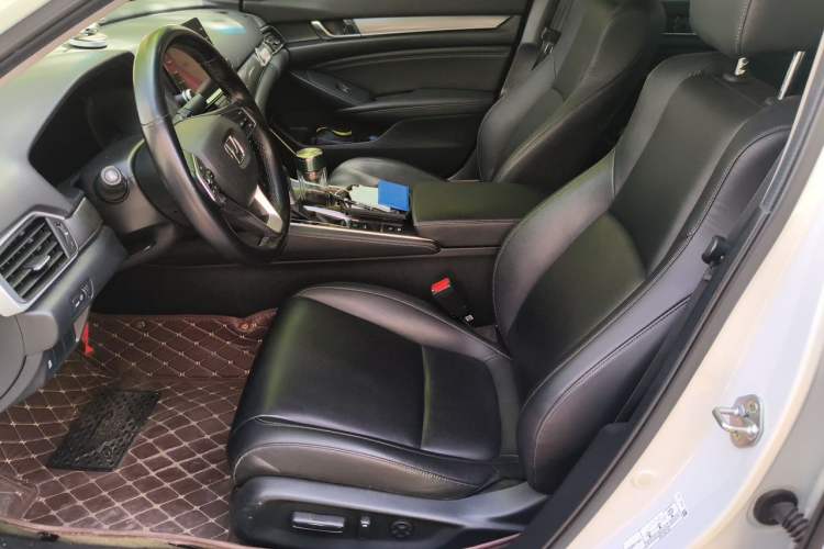 Used Honda Accord 2018 260TURBO Prestige Edition China VI Left Front Seat
