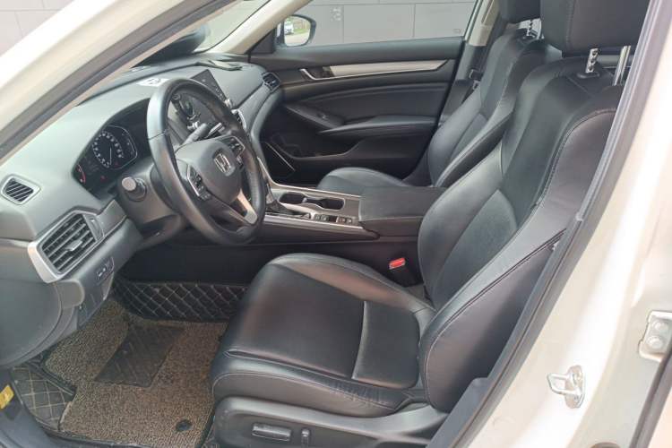Used Honda Accord 2018 260TURBO Elite Edition China V Left Front Seat