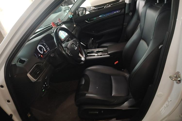 Used Honda Accord 2018 260TURBO Luxury Edition China VI Left Front Seat