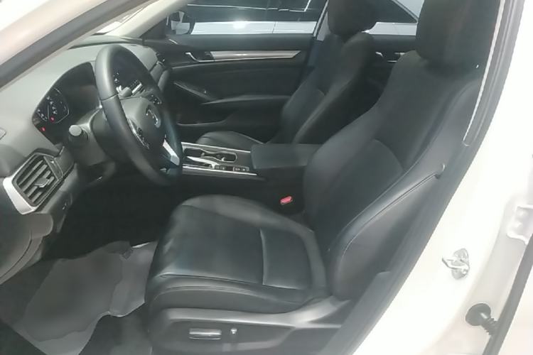 Used Honda Accord 2018 260TURBO Elite Edition China VI Left Front Seat