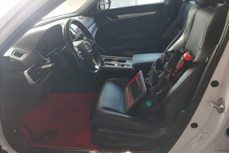 Used Honda Accord 2018 260TURBO Elite Edition China VI Left Front Seat
