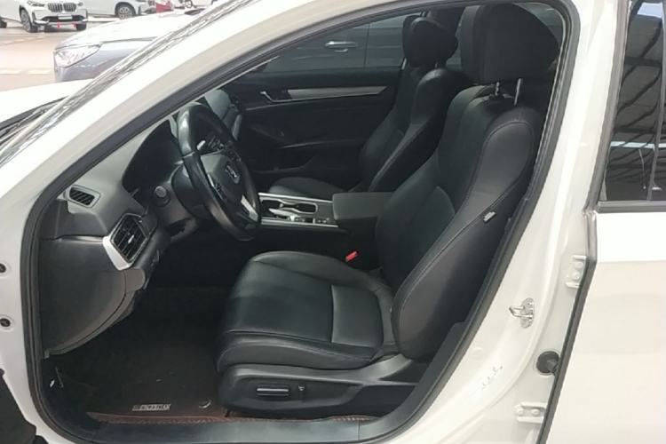 Used Honda Accord 2018 260TURBO Elite Edition China VI Left Front Seat