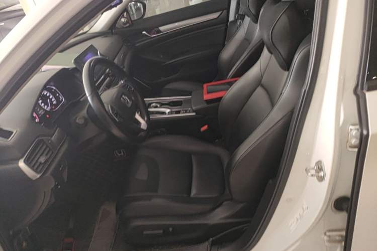 Used Honda Accord 2018 260TURBO Elite Edition China VI Left Front Seat
