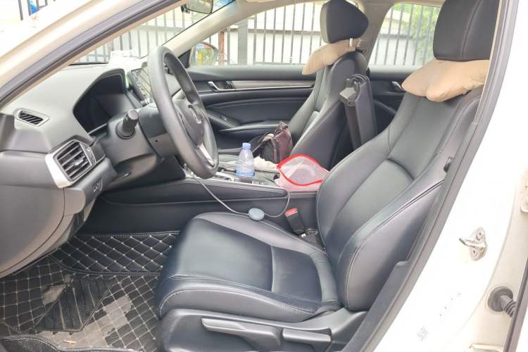 Used Honda Accord 2018 230TURBO Comfort Edition China VI Emission Standard Left Front Seat