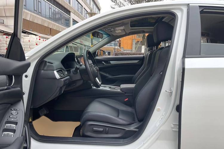 Used Honda Accord 2018 260TURBO Elite Edition China VI Left Front Seat