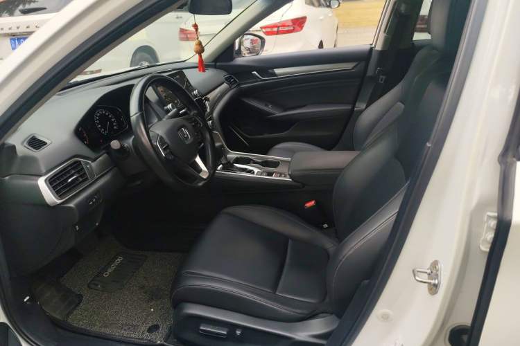 Used Honda Accord 2018 260TURBO Elite Edition China VI Left Front Seat
