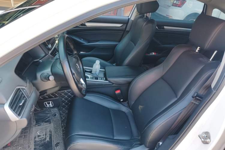 Used Honda Accord 2018 260TURBO Elite Edition China VI Left Front Seat