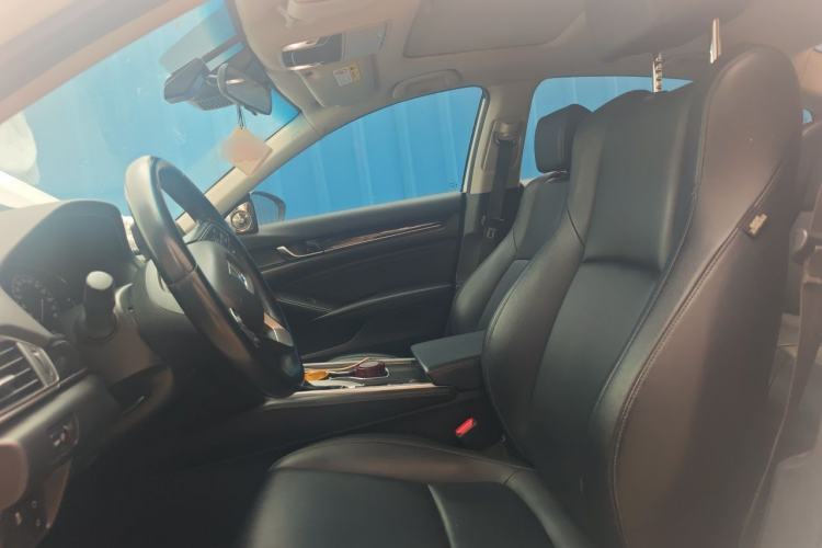 Used Honda Accord 2018 260TURBO Luxury Edition China VI Left Front Seat