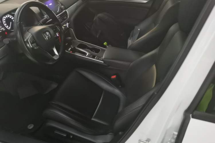 Used Honda Accord 2018 260TURBO Elite Edition China VI Left Front Seat