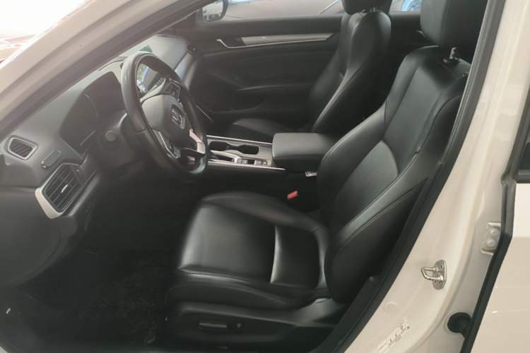 Used Honda Accord 2018 260TURBO Elite Edition China VI Left Front Seat