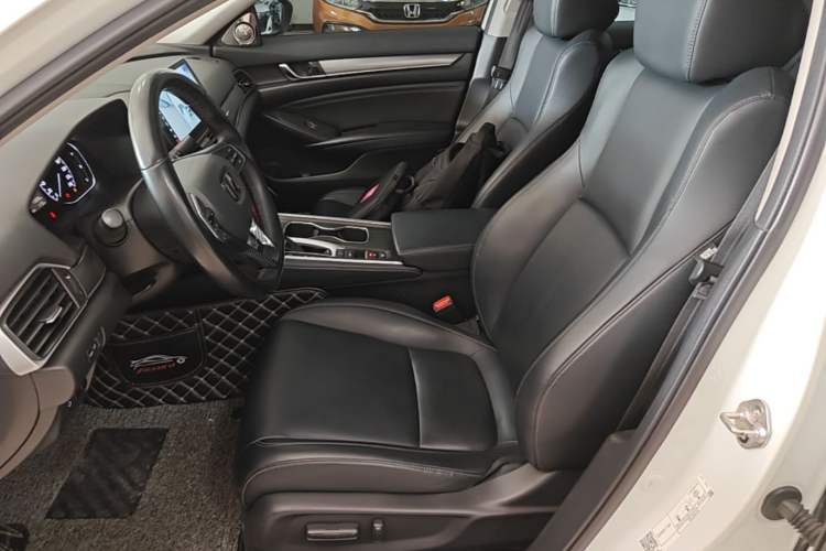 Used Honda Accord 2018 260TURBO Elite Edition China VI Left Front Seat