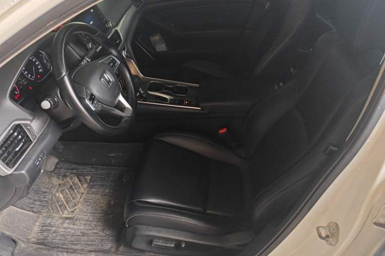 Used Honda Accord 2018 260TURBO Elite Edition China V Left Front Seat